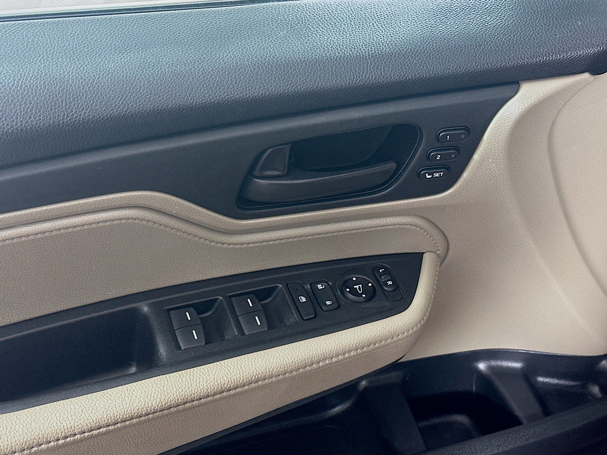 Used 2019 Honda Odyssey EX-L image 15