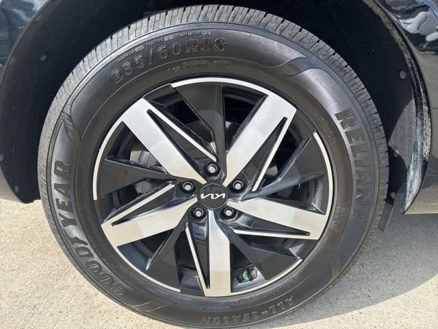 Used 2022 Kia Sorento EX FWD image 17