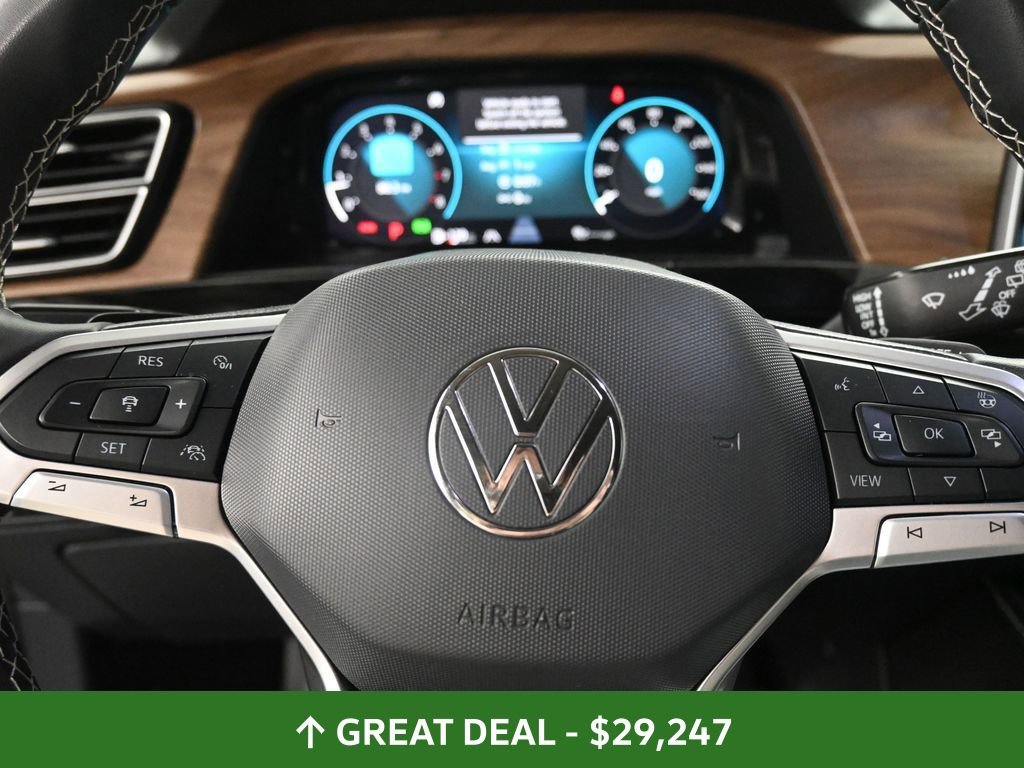 Used 2024 Volkswagen Atlas SE image 33