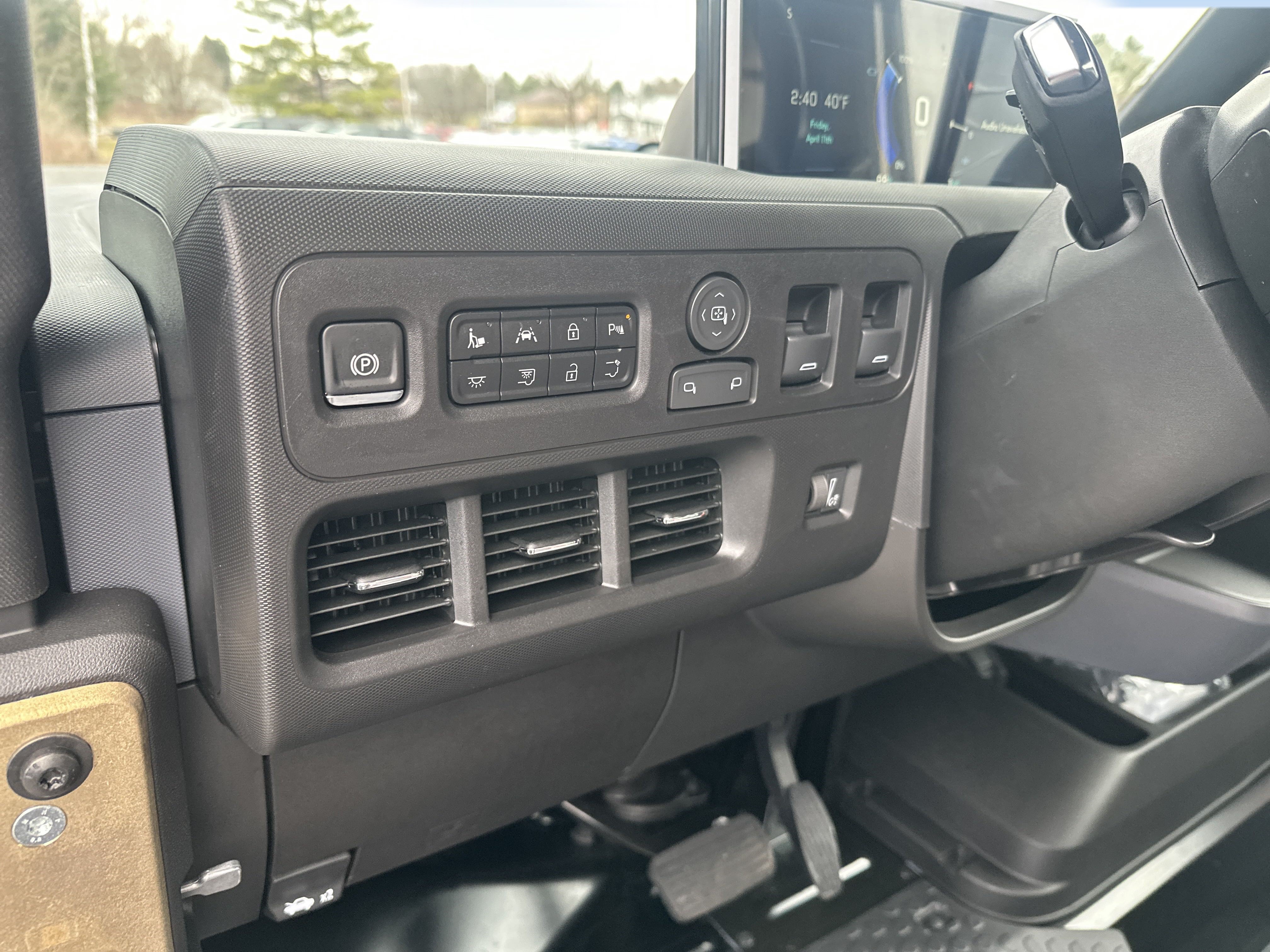 New 2025 Chevrolet Brightdrop 600 AWD/4WD image 5
