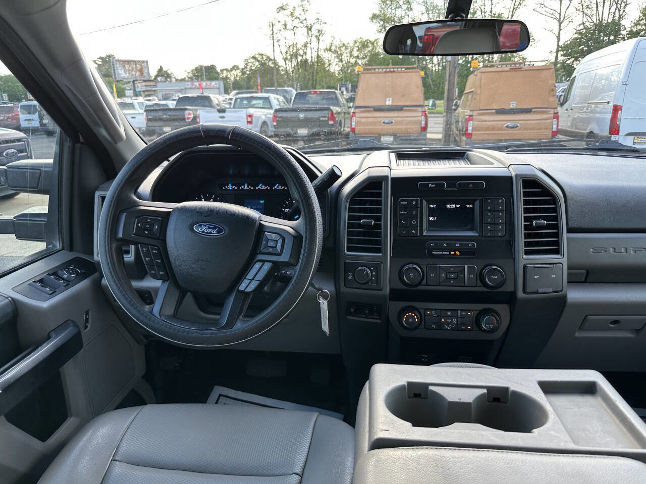 Used 2021 Ford F250 XL w/ Power Equipment Group AWD/4WD image 17