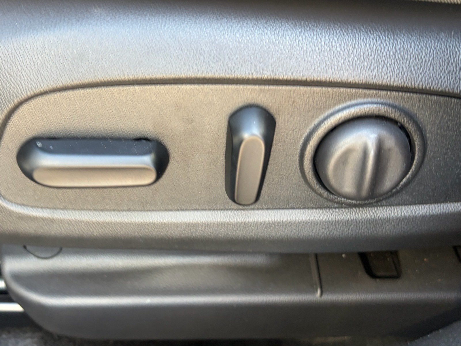 Used 2024 Buick Envista Sport Touring FWD image 12