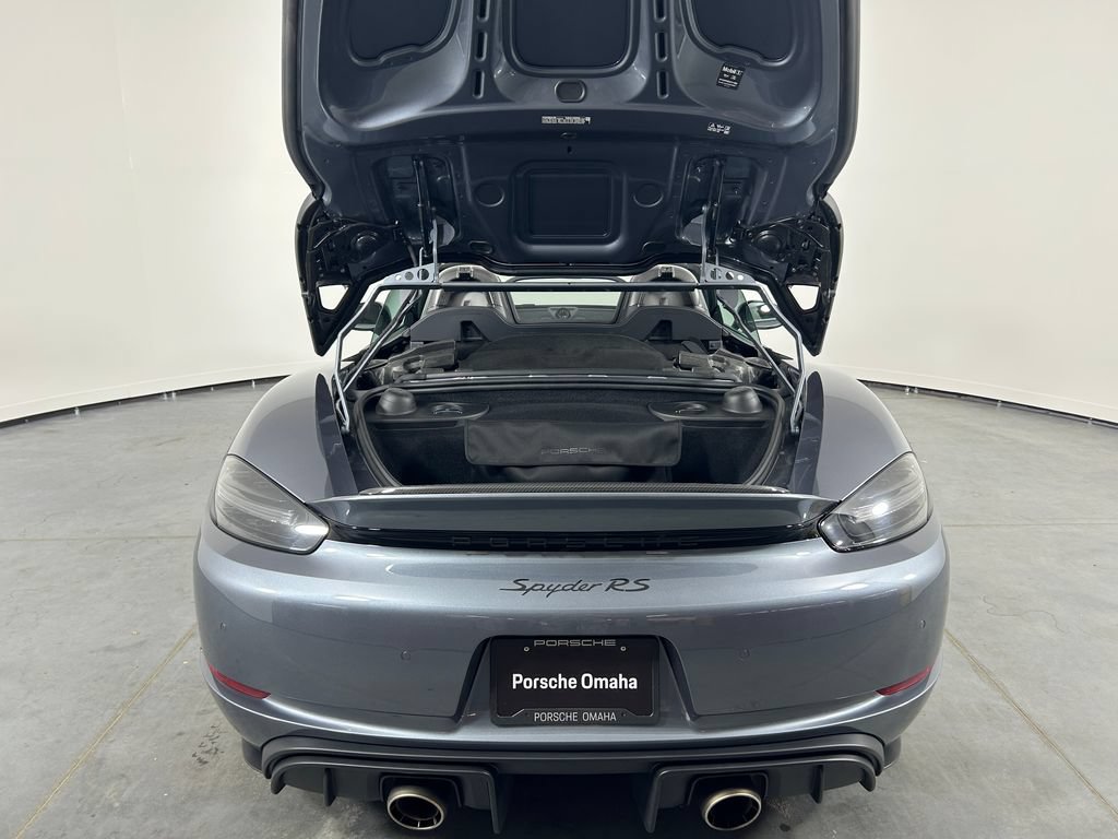 Certified 2025 Porsche 718 Boxster Spyder RS RWD image 32