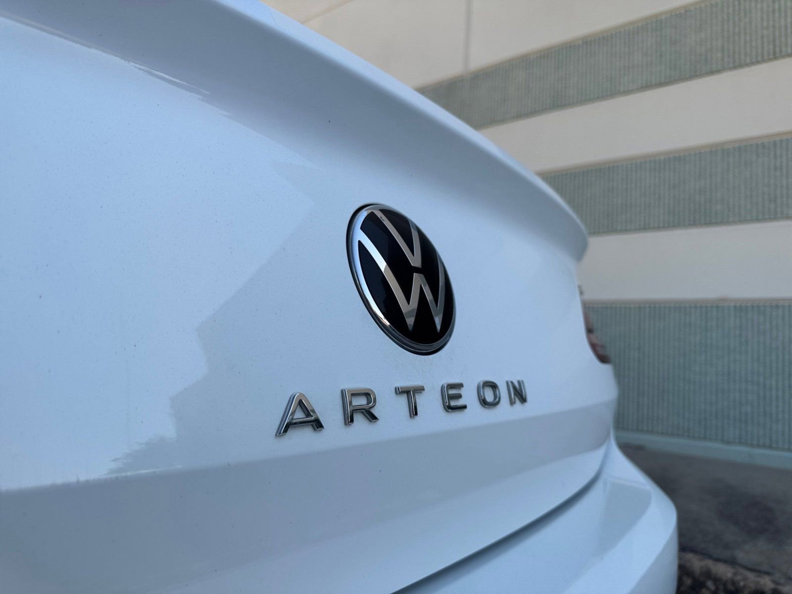 Used 2021 Volkswagen Arteon SE image 30