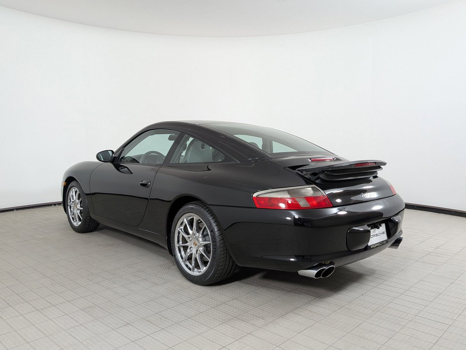 Used 2003 Porsche 911 Targa RWD image 3