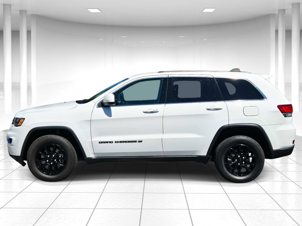Certified 2022 Jeep Grand Cherokee Laredo X AWD/4WD image 6