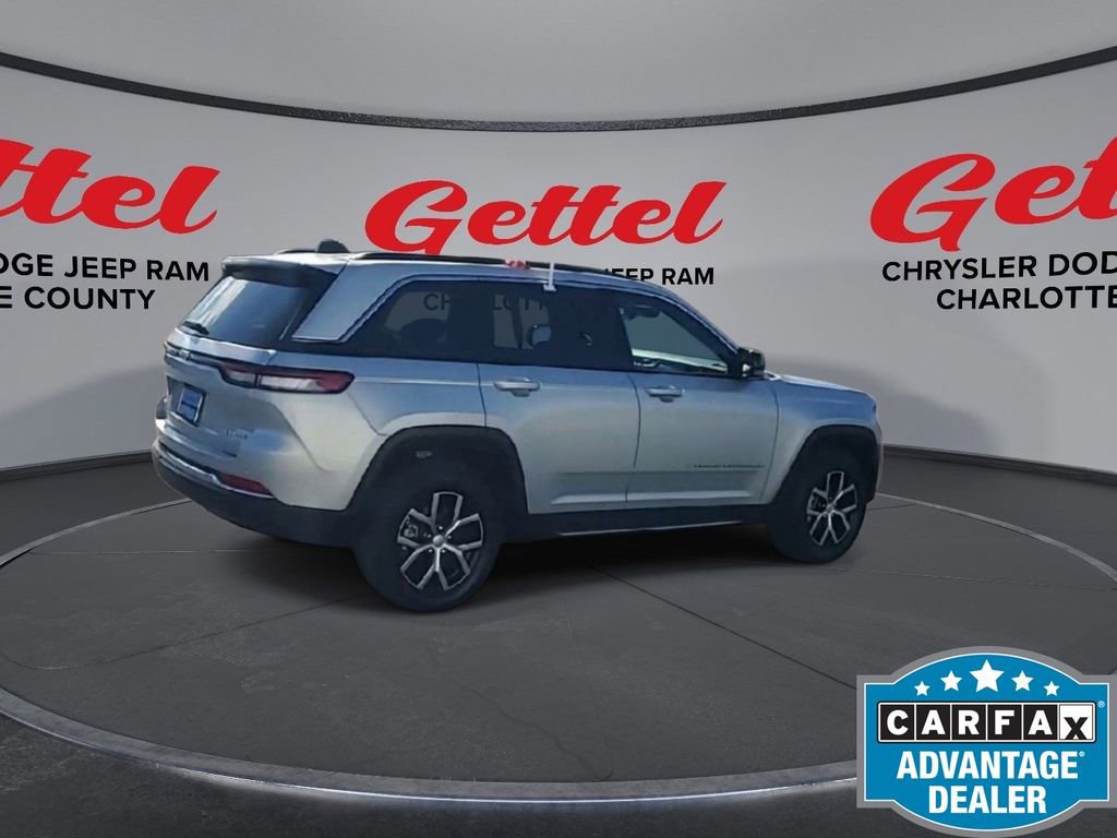 Used 2025 Jeep Grand Cherokee Limited image 9
