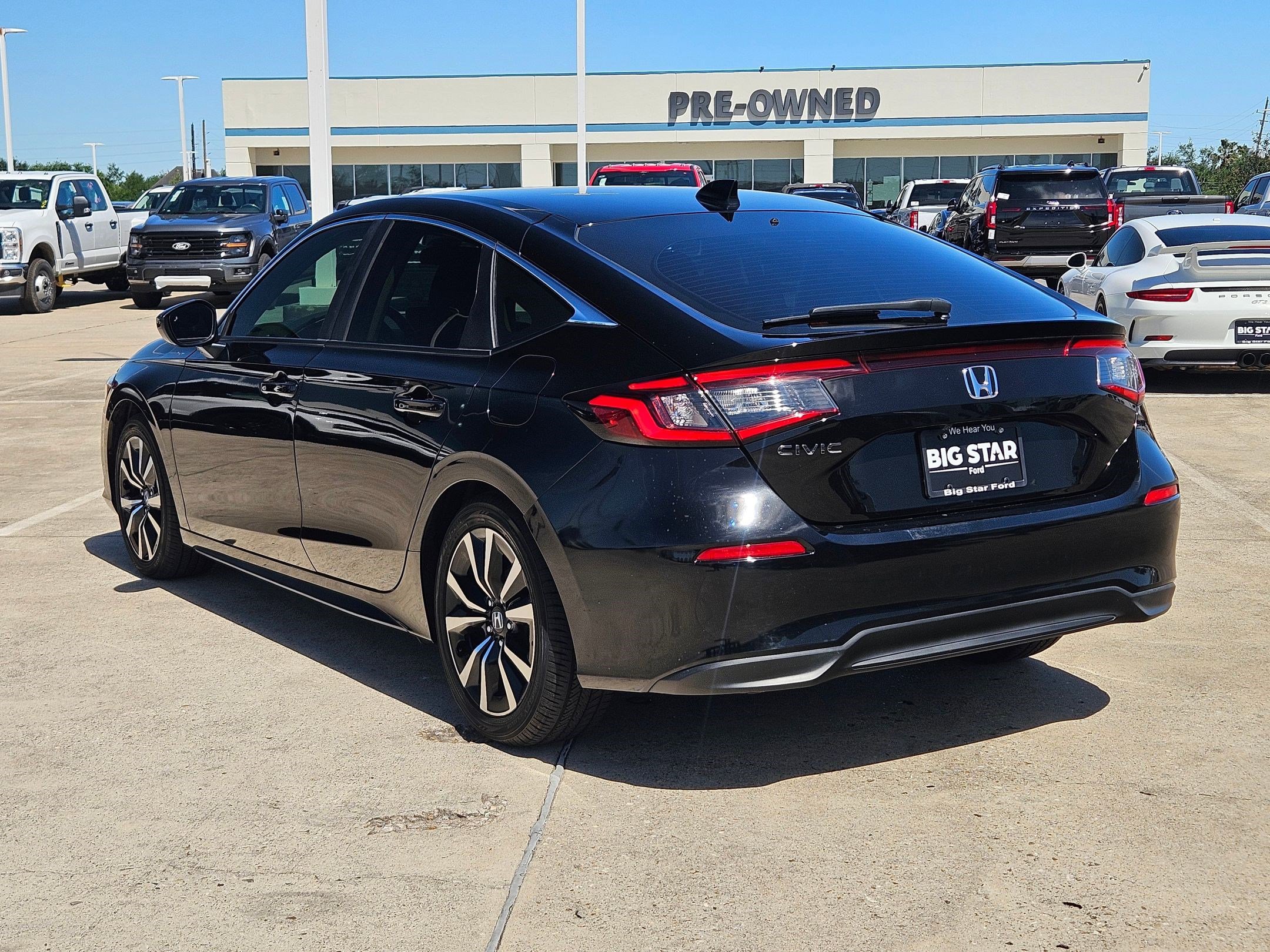 Used 2024 Honda Civic EX-L image 6