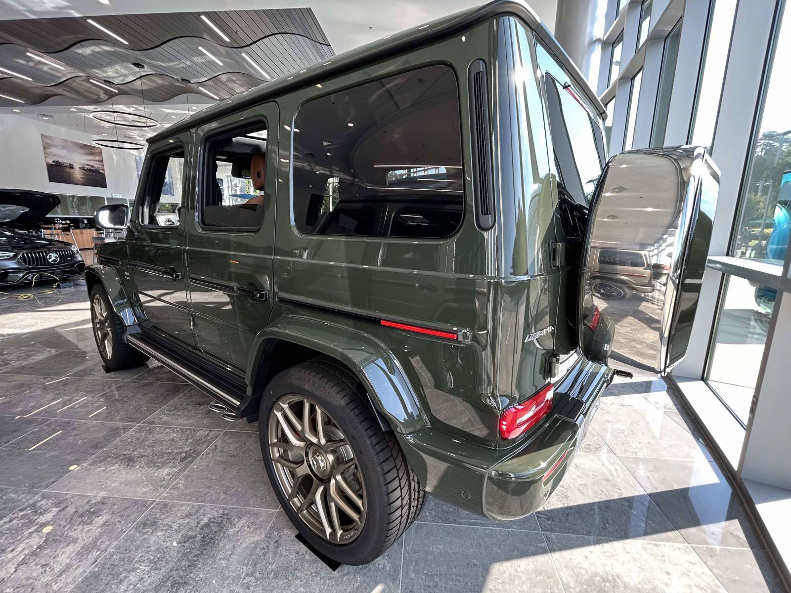 New 2027 Mercedes-Benz G 63 AMG 4MATIC image 11