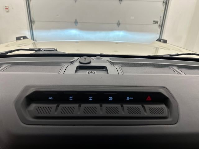 Certified 2025 Ford Bronco Badlands image 32