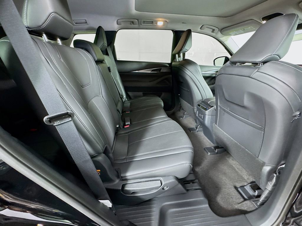 New 2027 INFINITI QX60 Pure w/ Cargo Package FWD image 35