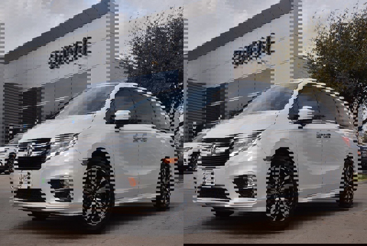 Used 2018 Honda Odyssey Elite image 1