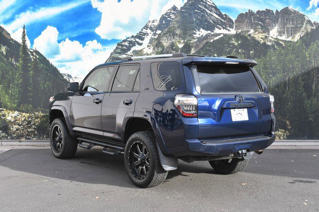 Used 2019 Toyota 4Runner SR5 image 9
