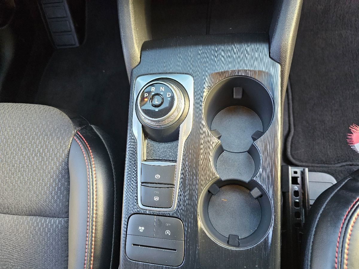 Used 2025 Ford Escape ST-Line Select image 14