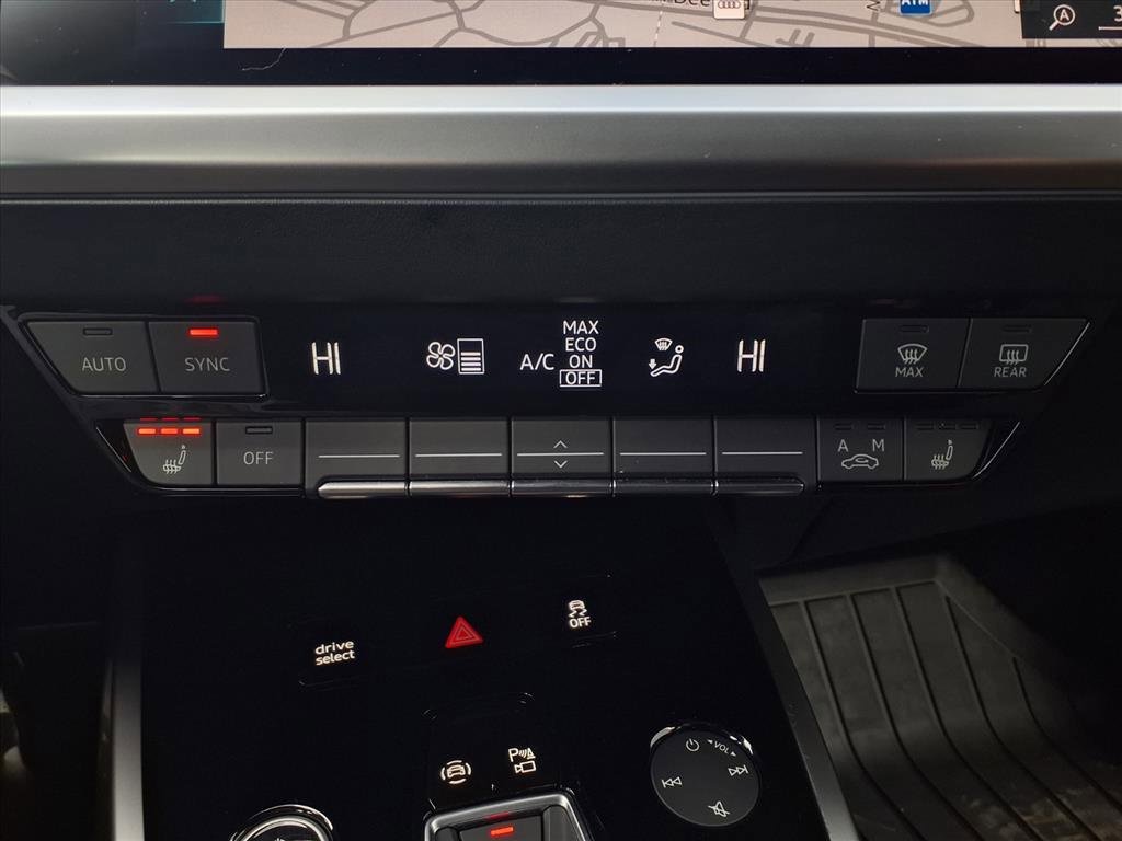 Used 2022 Audi Q4 e-tron Premium Plus w/ Premium Plus image 19