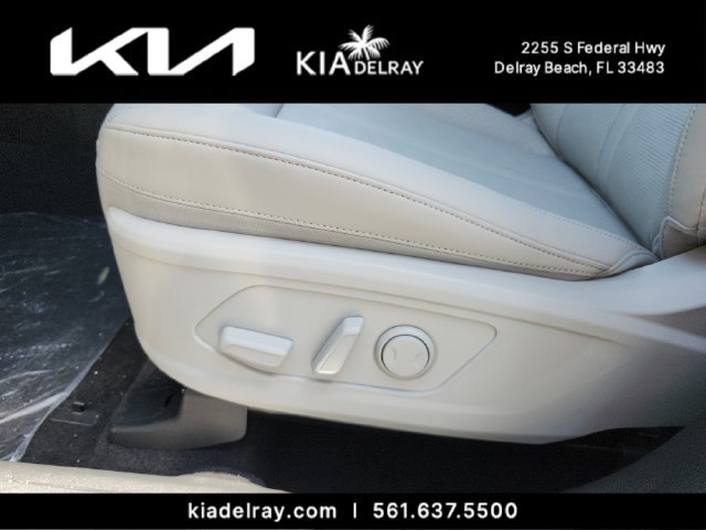 New 2026 Kia Sorento S w/ S Panoramic Sunroof Package FWD image 18