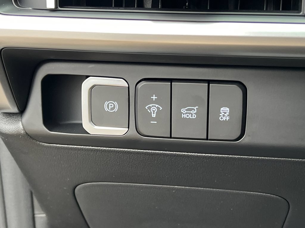 New 2026 Hyundai Santa Fe SE FWD image 31