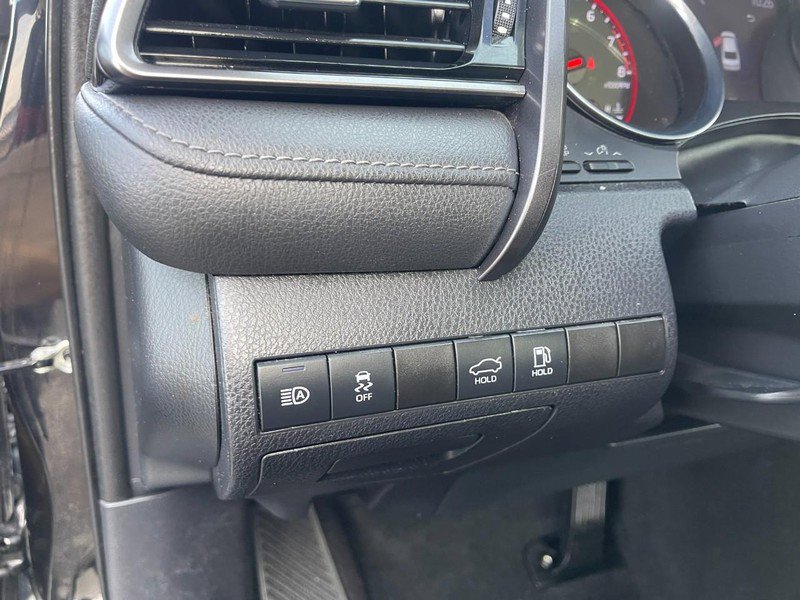 Used 2020 Toyota Camry XSE image 17