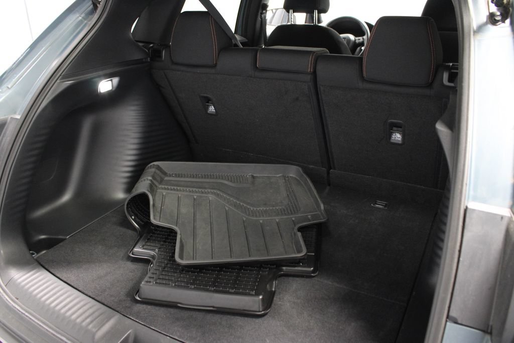 Used 2025 Honda HR-V Sport image 15