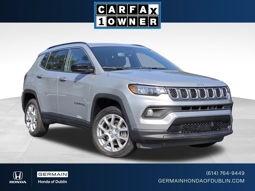 Used 2023 Jeep Compass Latitude AWD/4WD image 1