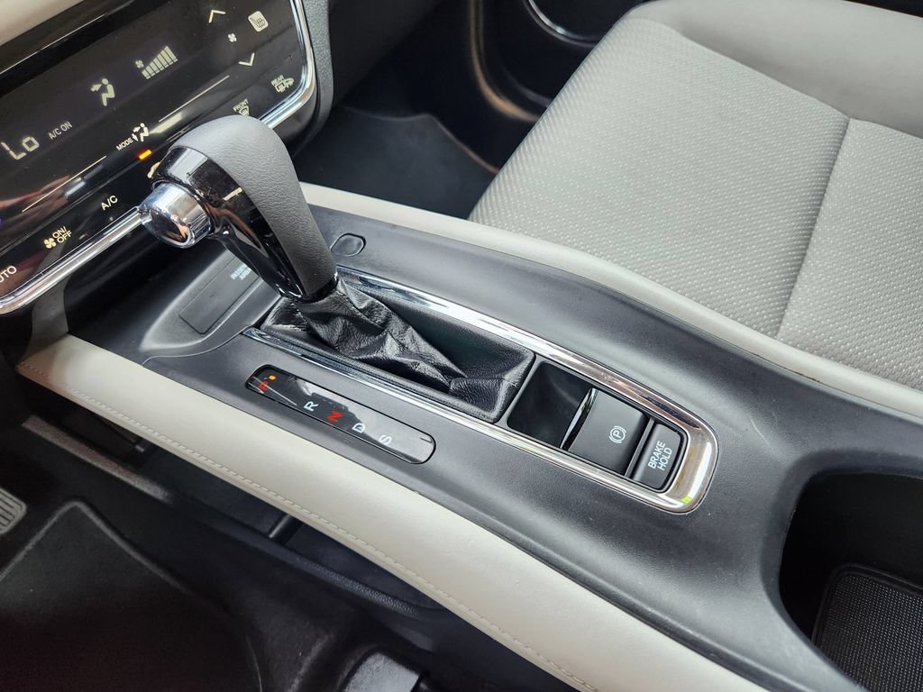 Used 2017 Honda HR-V EX image 21