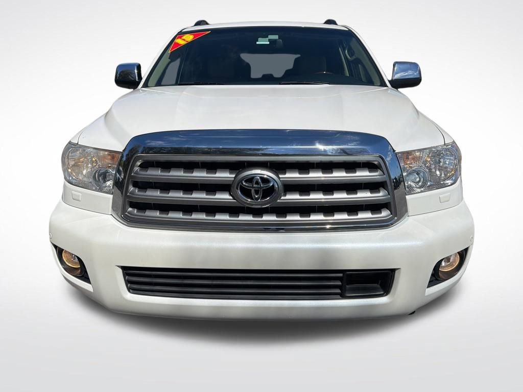 Used 2015 Toyota Sequoia Platinum image 2