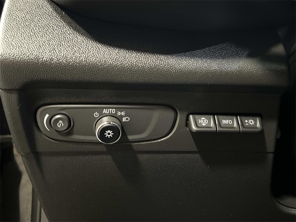 Certified 2023 Buick Envision Avenir image 26