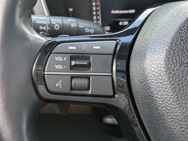 Used 2023 Honda Pilot Elite image 31