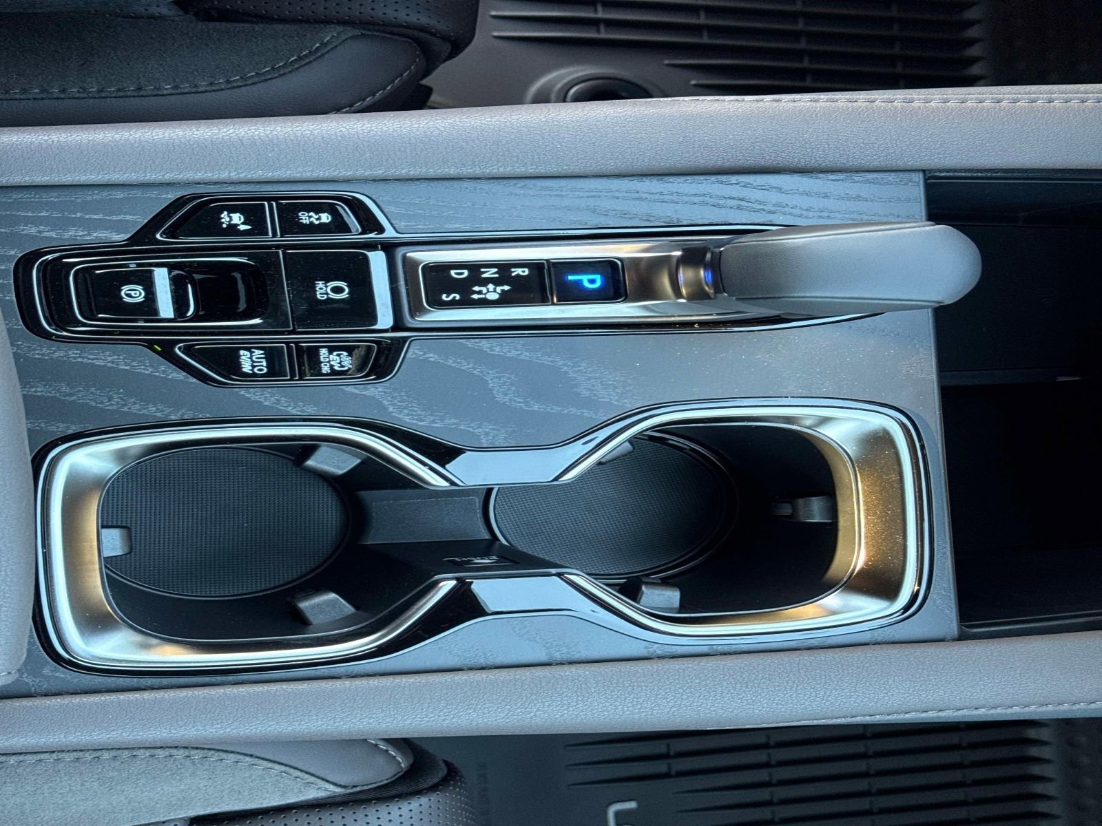 New 2026 Lexus RX 450h AWD image 27