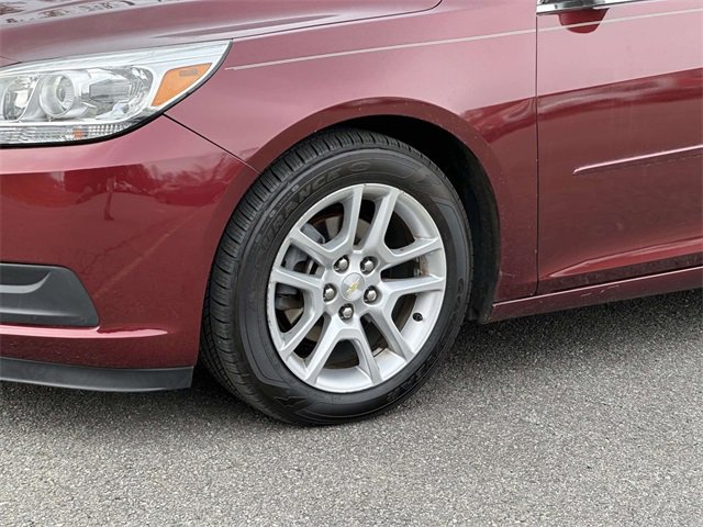Used 2015 Chevrolet Malibu LT w/ Power Convenience Package image 7