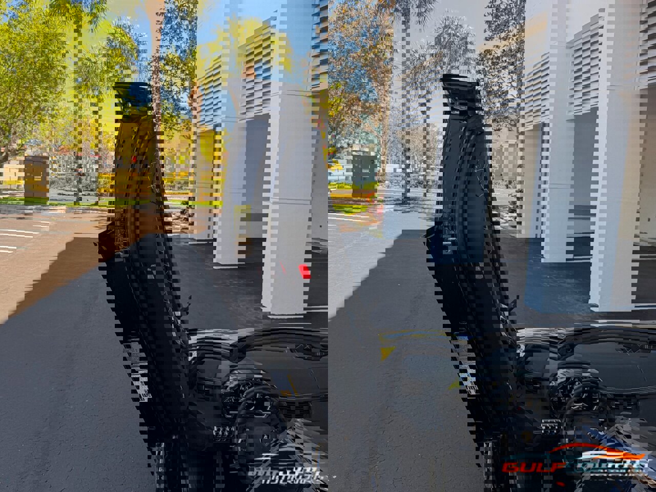 Used 2016 Lamborghini Aventador LP 700-4 image 25