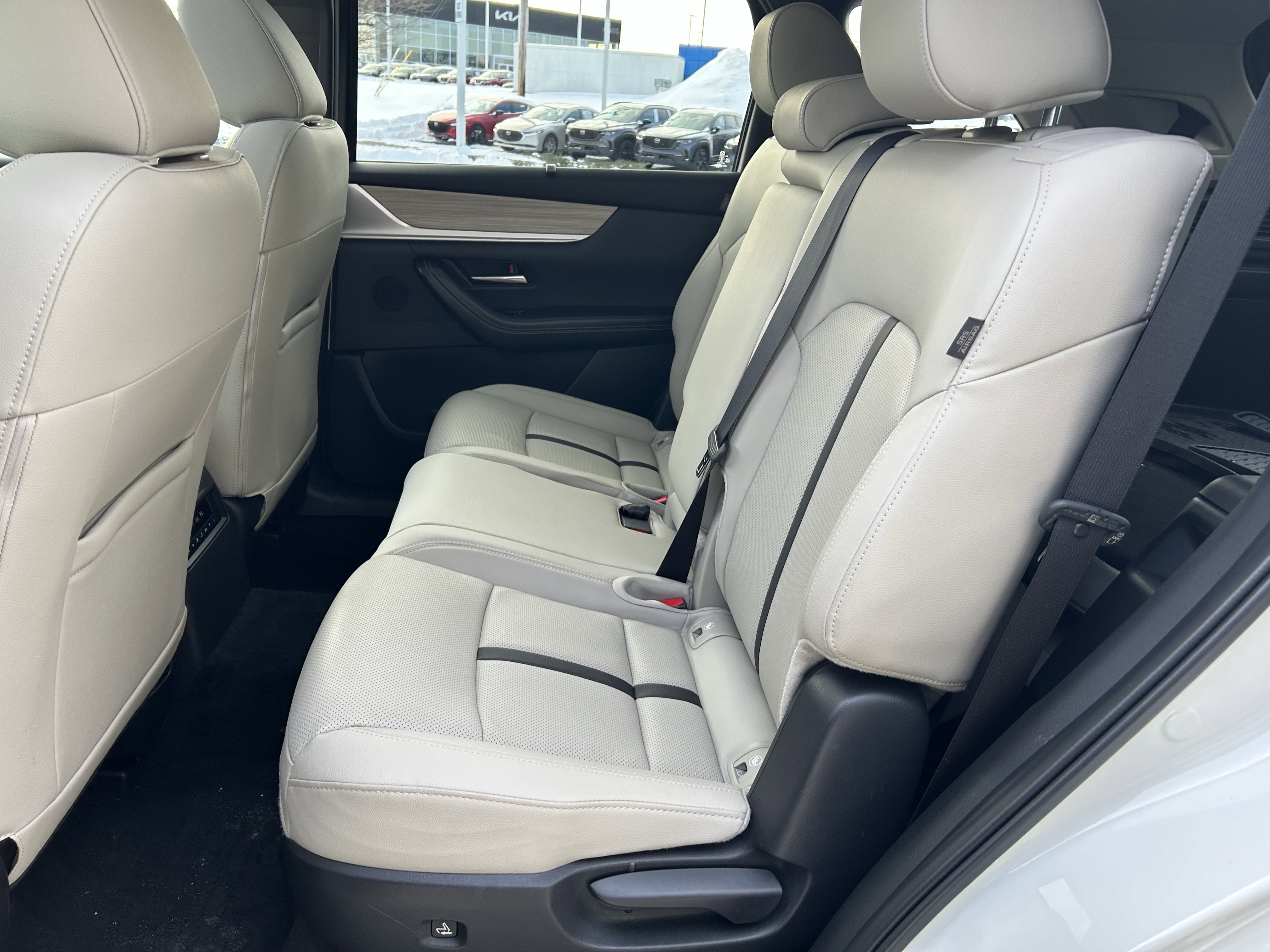 Certified 2025 MAZDA CX-90 3.3 Turbo w/ Preferred Package image 25