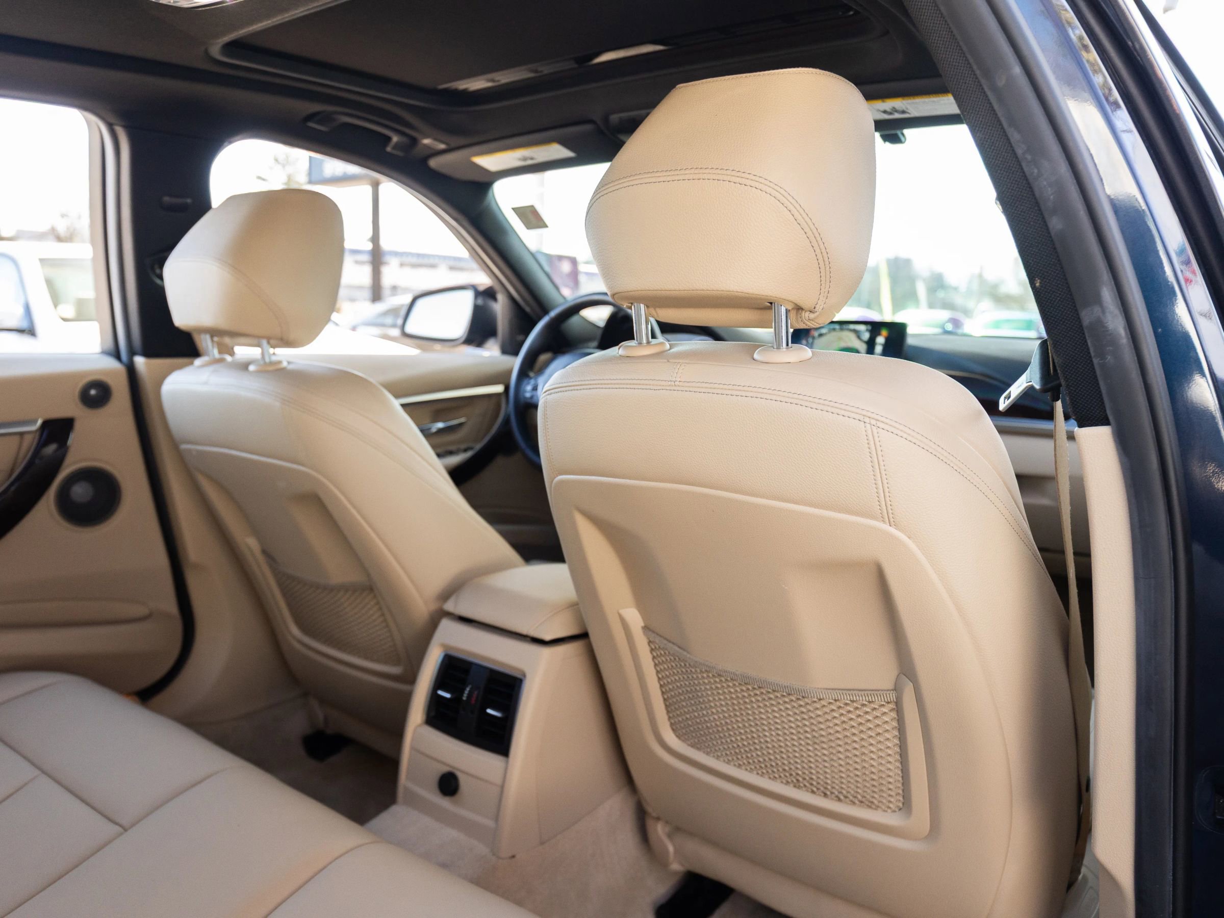 Used 2016 BMW 340i Sedan image 27