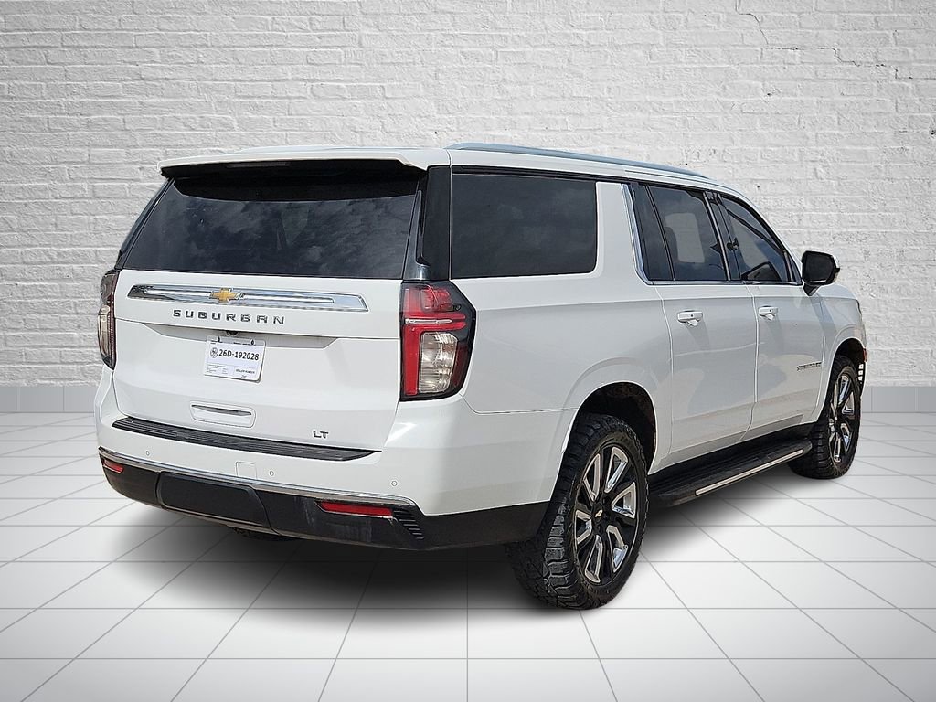 Used 2021 Chevrolet Suburban LT RWD image 4