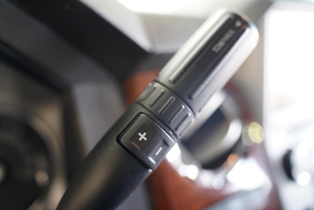 Used 2016 Ford F250 King Ranch w/ FX4 Off-Road Package AWD/4WD image 15