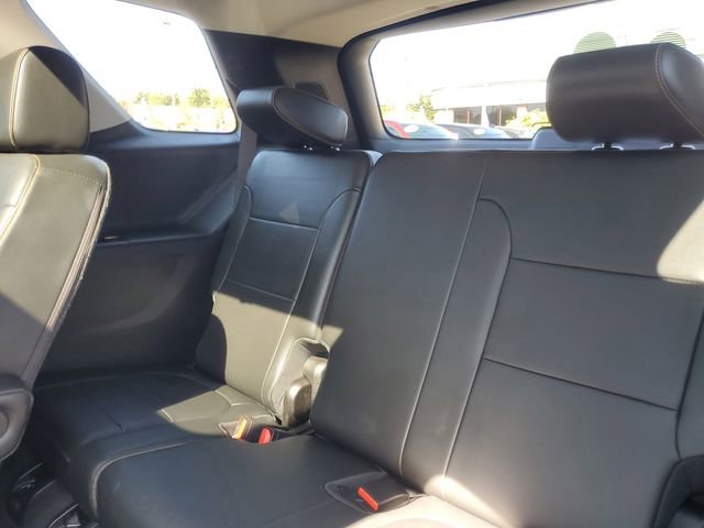 Used 2019 Chevrolet Traverse Premier w/ Redline Edition image 38