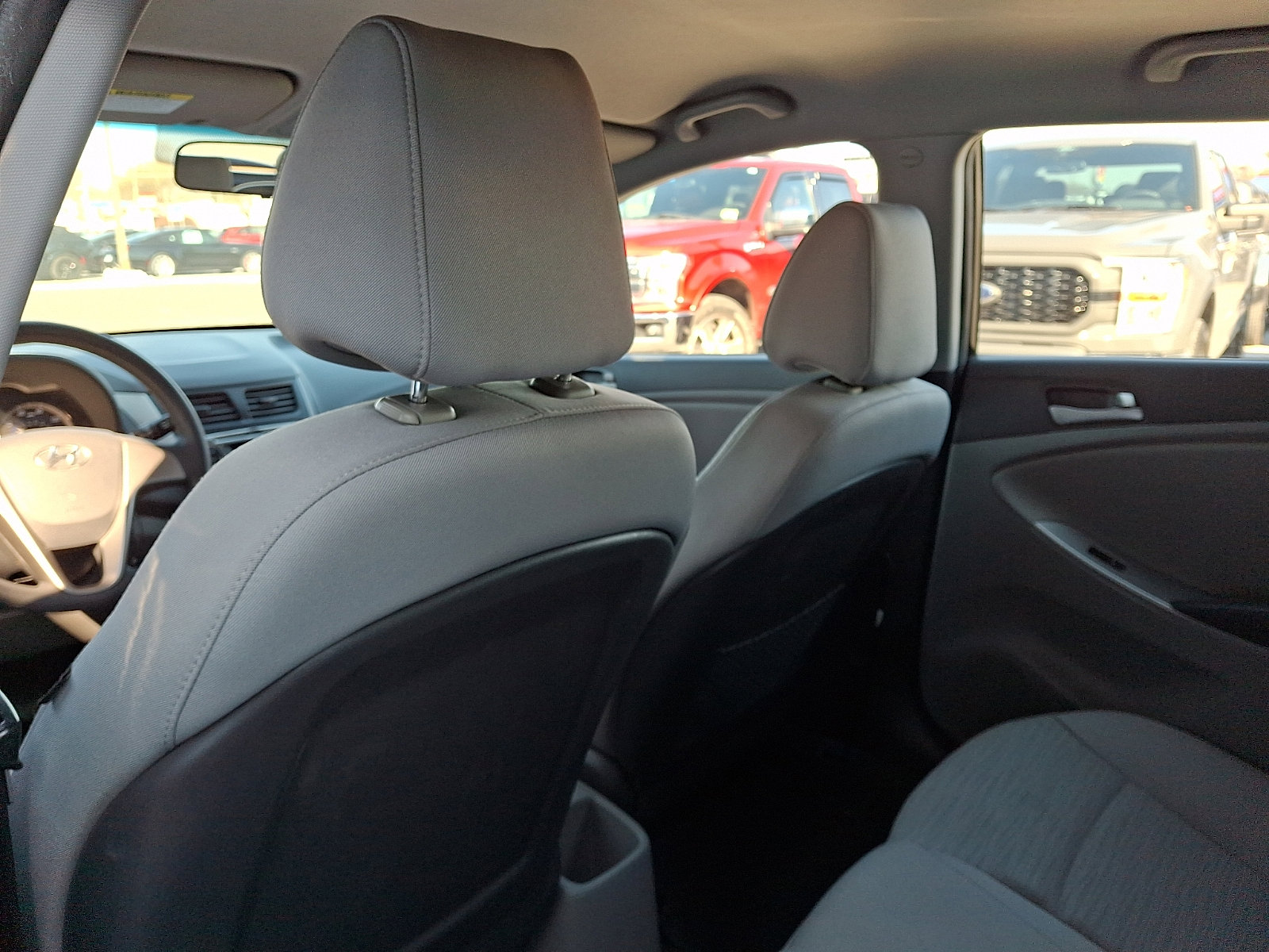 Used 2016 Hyundai Accent SE image 12