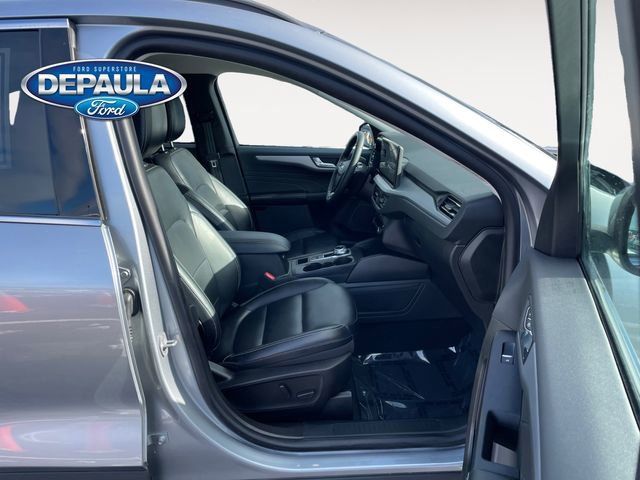 Used 2023 Ford Escape Platinum image 18