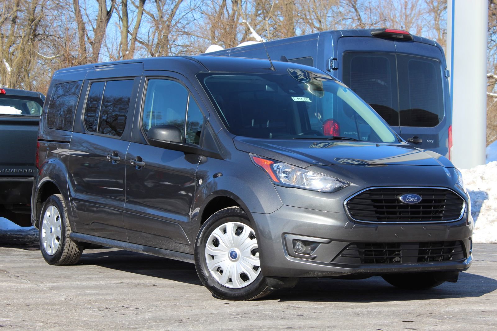 Used 2023 Ford Transit Connect XLT image 1