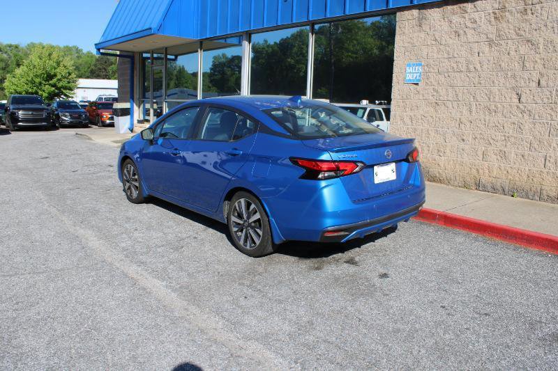 Used 2020 Nissan Versa SR image 4
