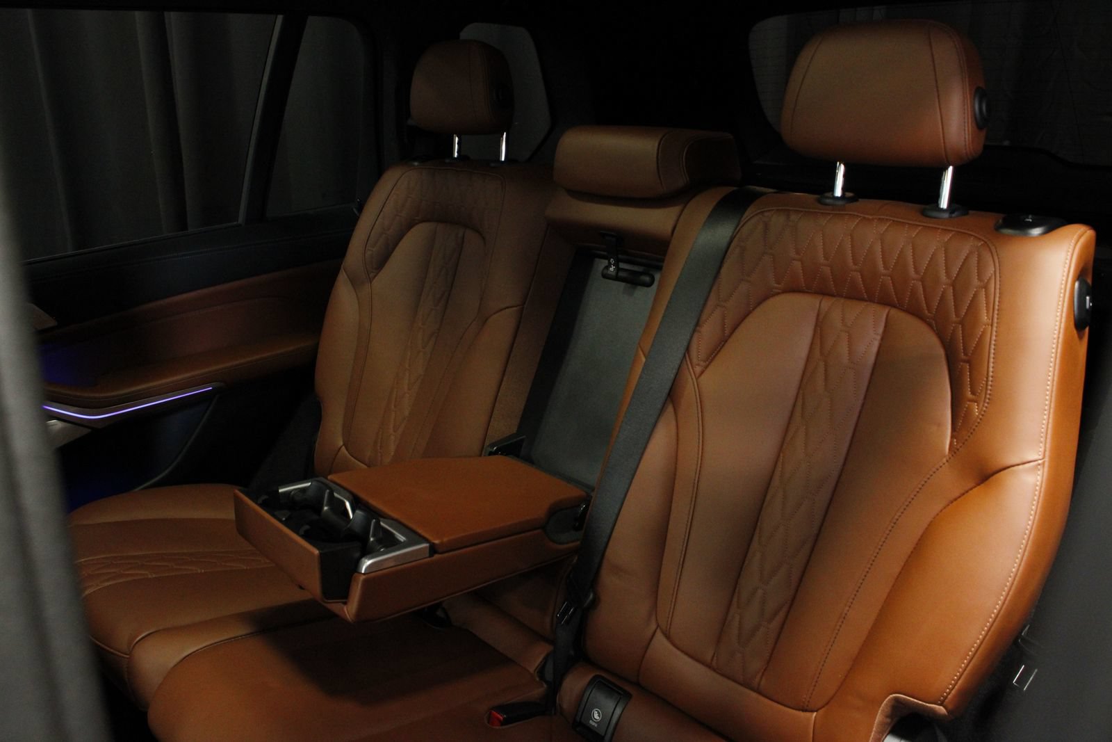 Used 2024 BMW ALPINA XB7 AWD/4WD image 20