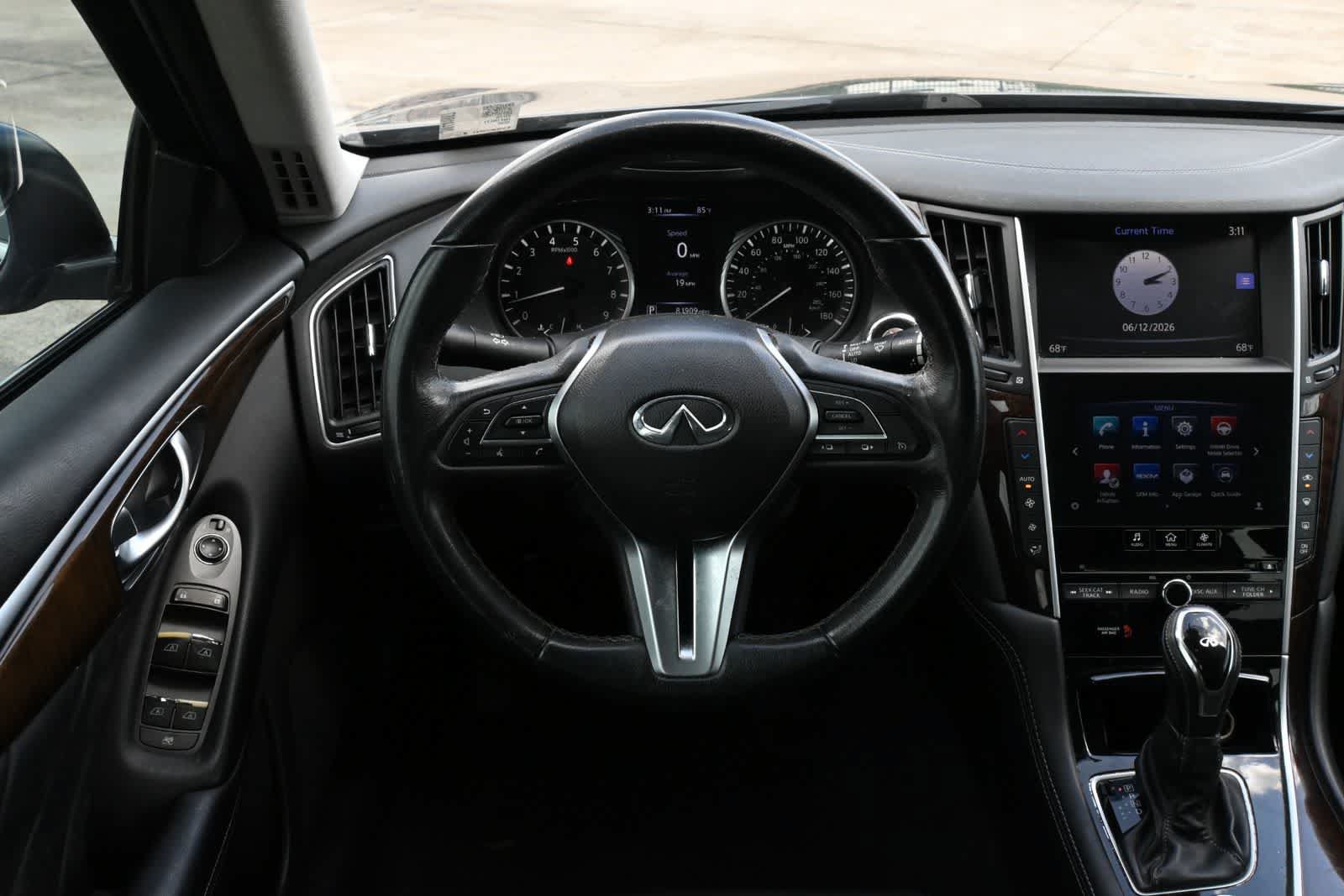 Used 2018 INFINITI Q50 Luxe AWD/4WD image 9