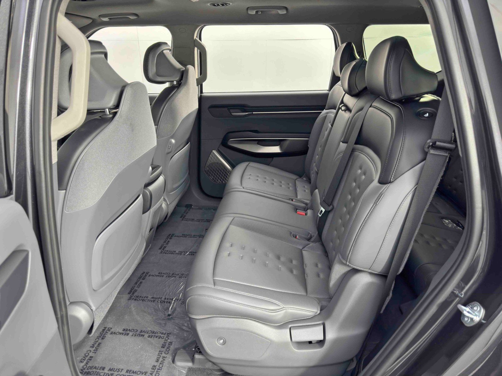 Used 2024 Kia EV9 Wind image 42