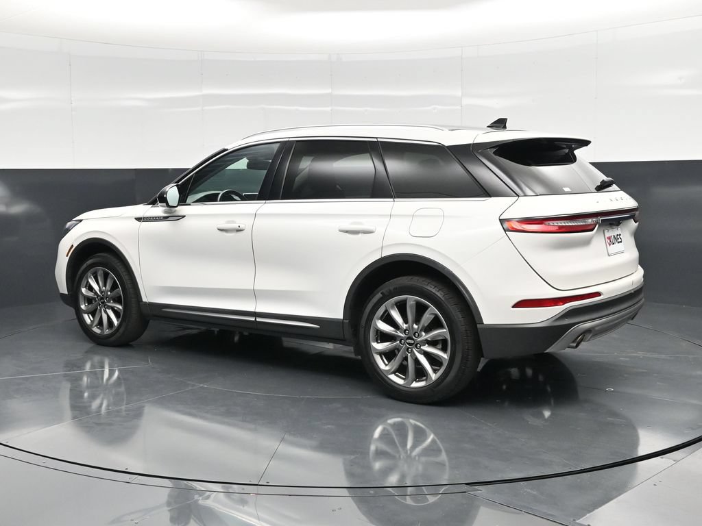 Used 2022 Lincoln Corsair AWD w/ Premium Package image 10
