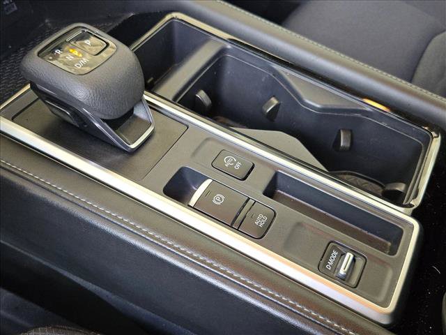 Used 2024 Nissan Pathfinder SV FWD image 16