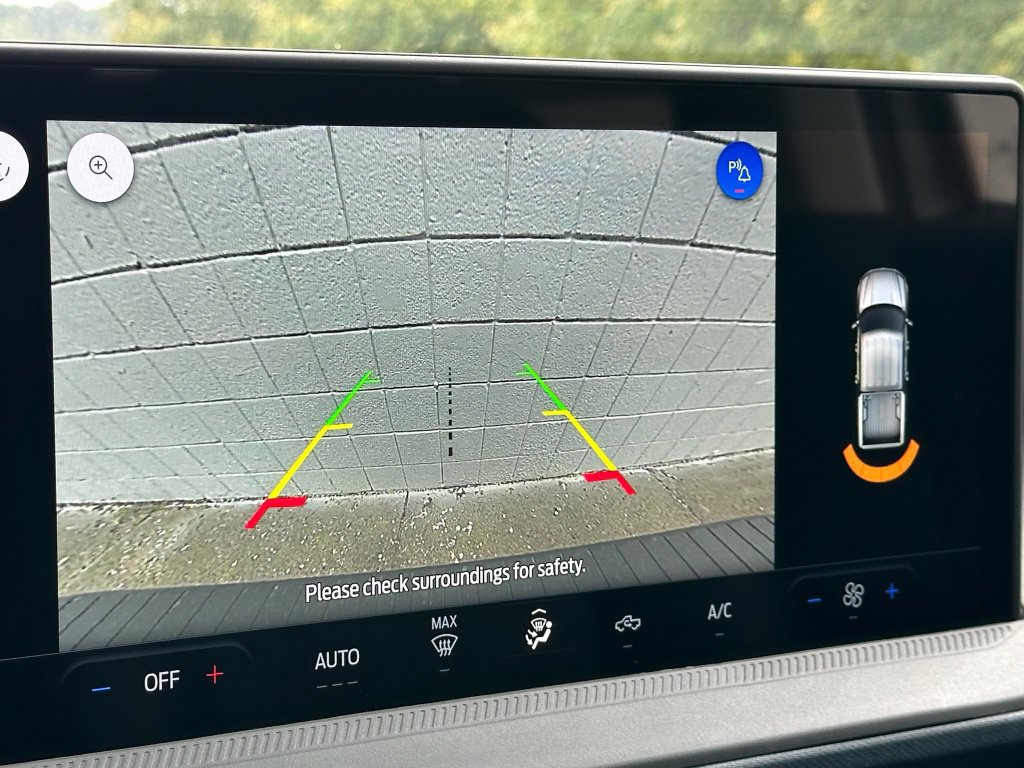 New 2026 Ford Maverick Lobo AWD/4WD image 15