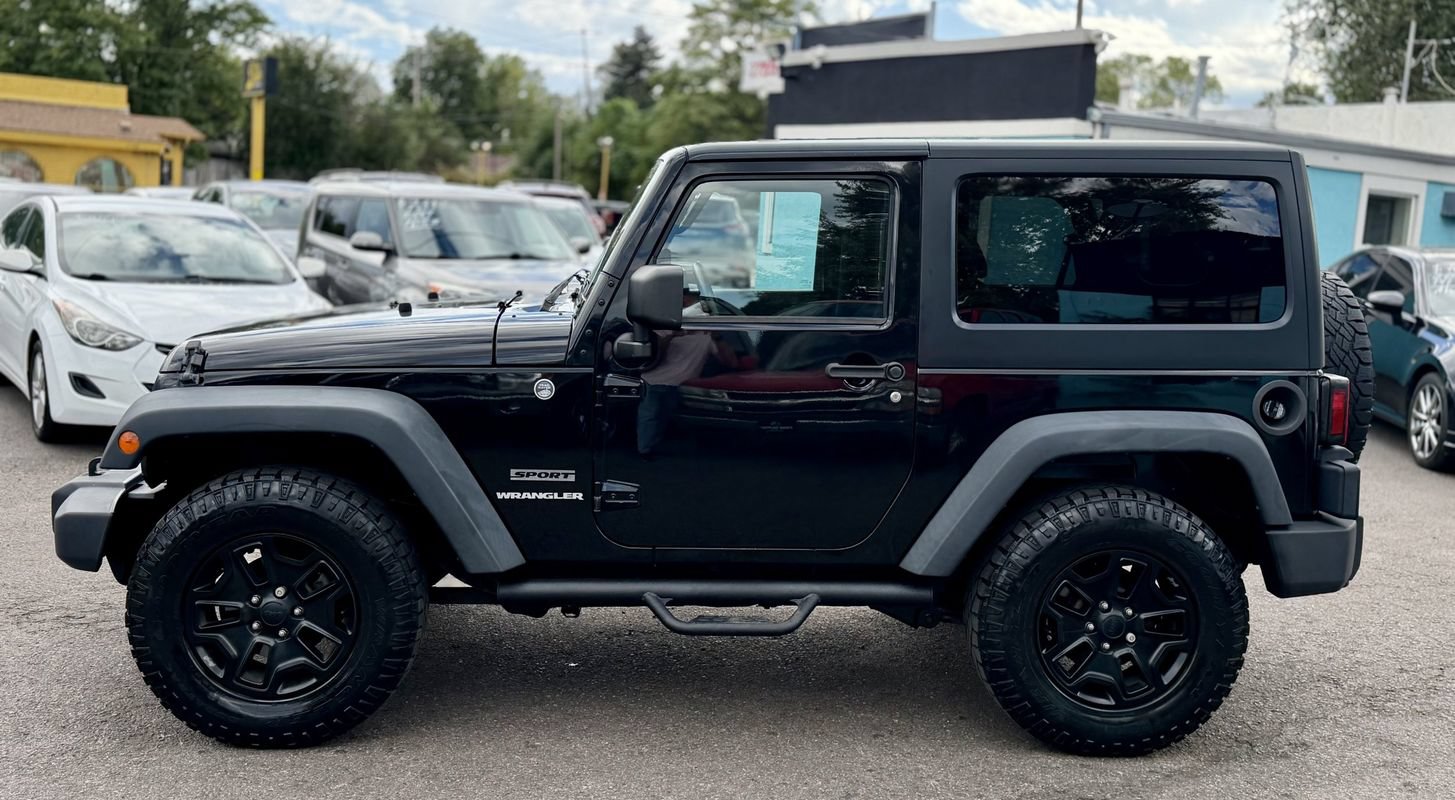 Used 2014 Jeep Wrangler Sport w/ Quick Order Package 24S AWD/4WD image 6