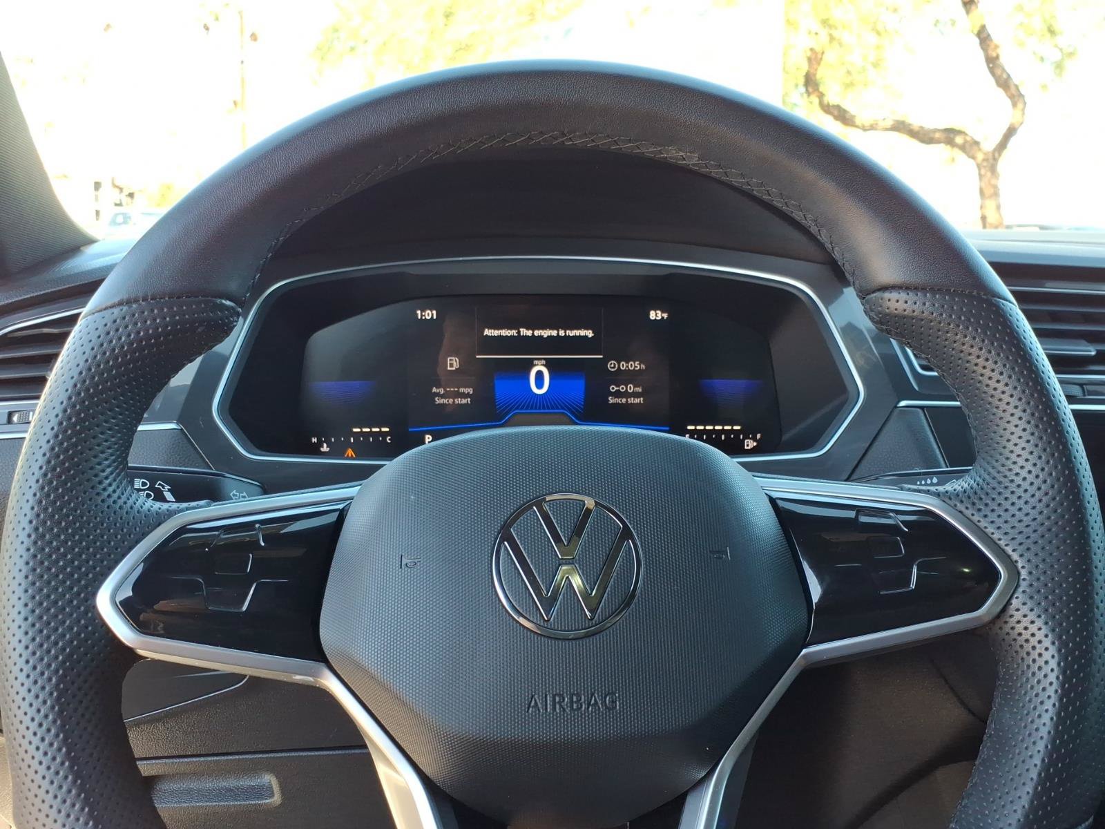 Certified 2023 Volkswagen Tiguan SE R-Line FWD image 27