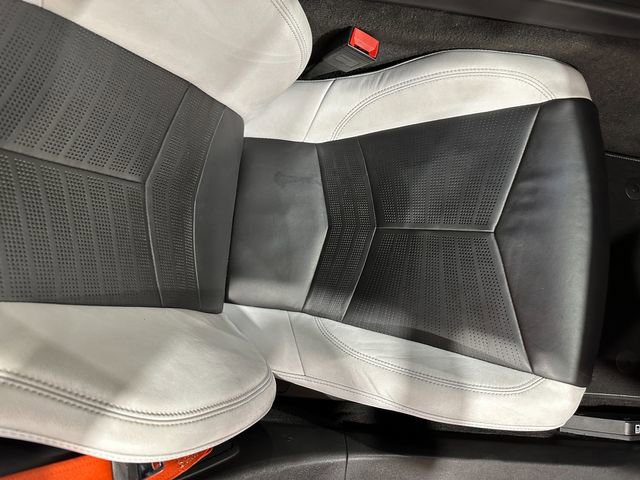 Used 2020 Chevrolet Corvette Stingray Premium Conv w/ 3LT Preferred Equipment Group image 17