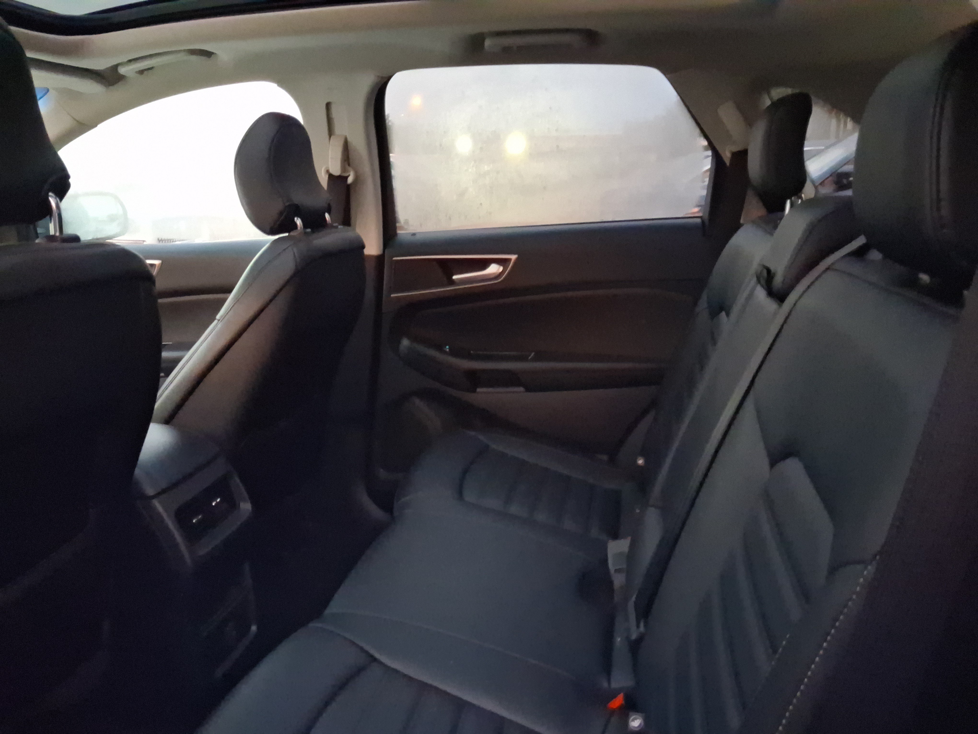 Used 2019 Ford Edge SEL w/ Equipment Group 201A FWD image 6